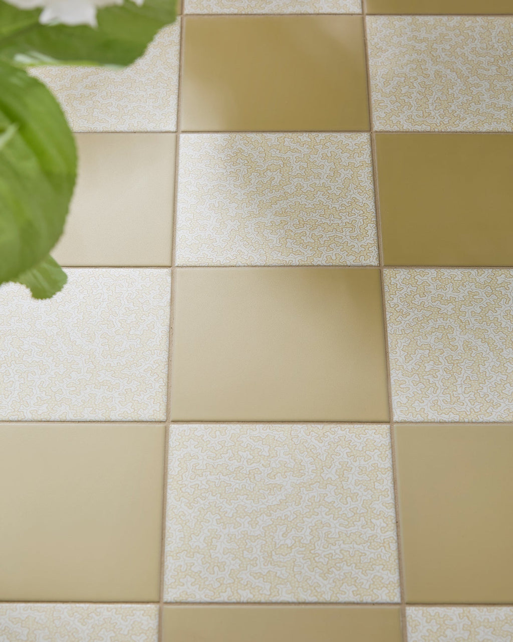 Ca’ Pietra Sanderson - Truffle Ochre Porcelain Pattern — official gallery image 8