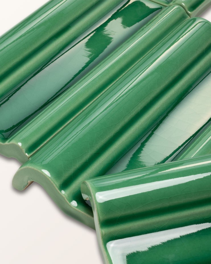 Ca’ Pietra Victorian Style™ Wall Ceramic Emerald Green Dado Crackle Glaze — official gallery image 6