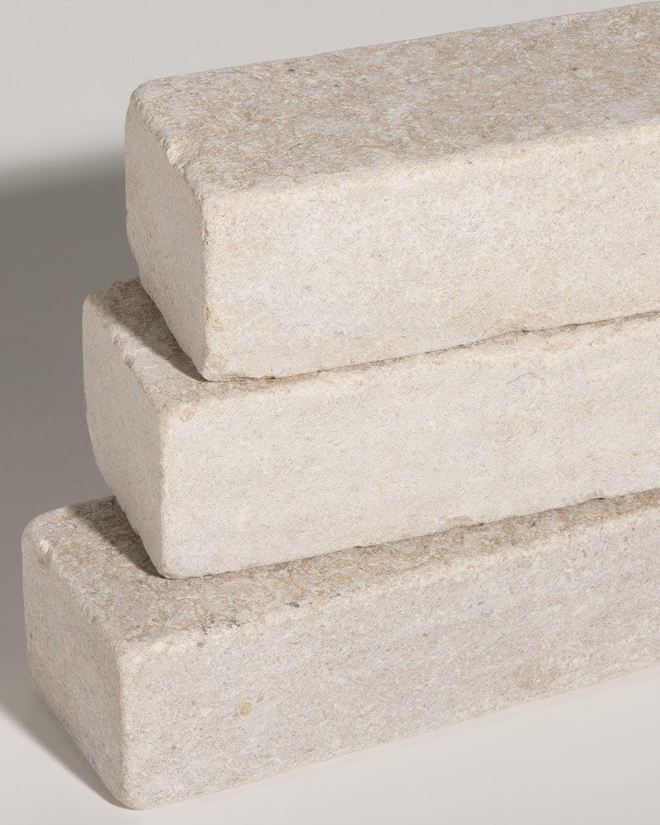 Ca’ Pietra Buscot Limestone Tumbled & Etched Klinkers — official gallery image 7
