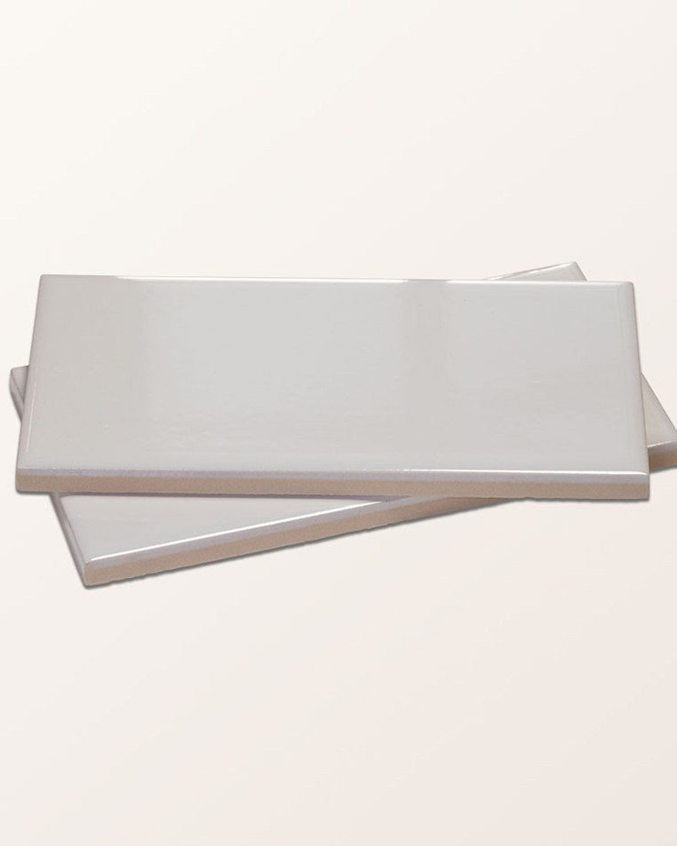 Ca’ Pietra Victorian Style™ Wall Ceramic Antique White Metro Crackle Glaze — official gallery image 4
