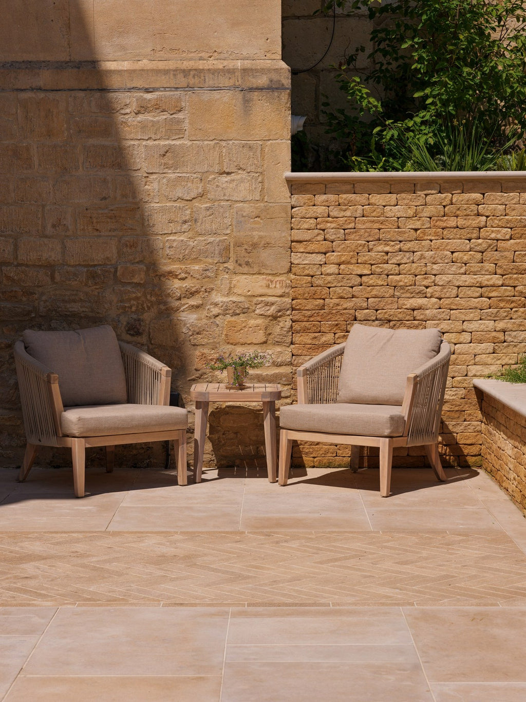 Ca’ Pietra Buscot Limestone Tumbled & Etched Finish — official gallery image 15