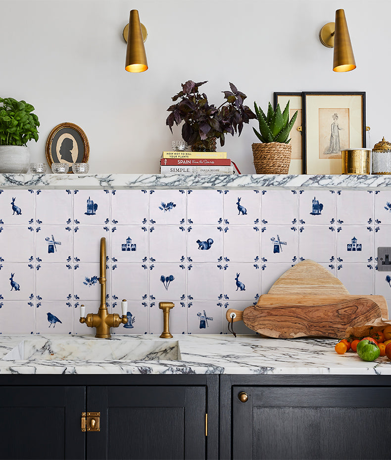 Ca’ Pietra Dyrham Dairy Ceramic Oak Leaf Corner — official gallery image 8