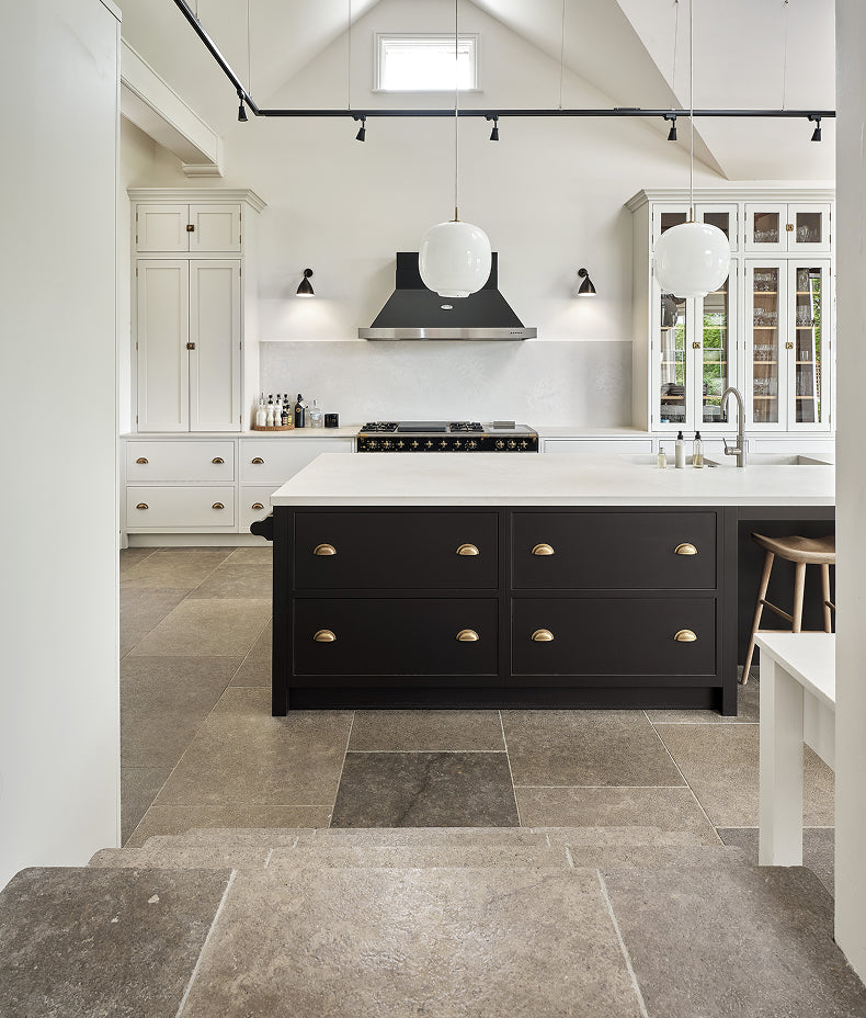 Ca’ Pietra Kimmeridge Limestone Tumbled & Etched Finish — official gallery image 7