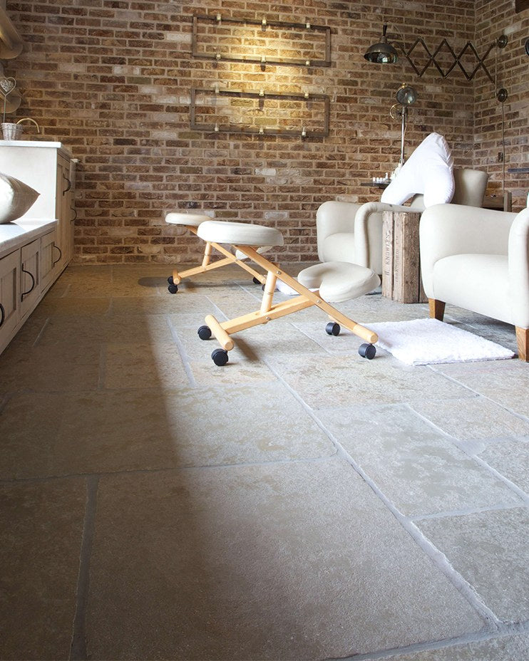 Ca’ Pietra Trusloe Limestone Seasoned Finish — official gallery image 7