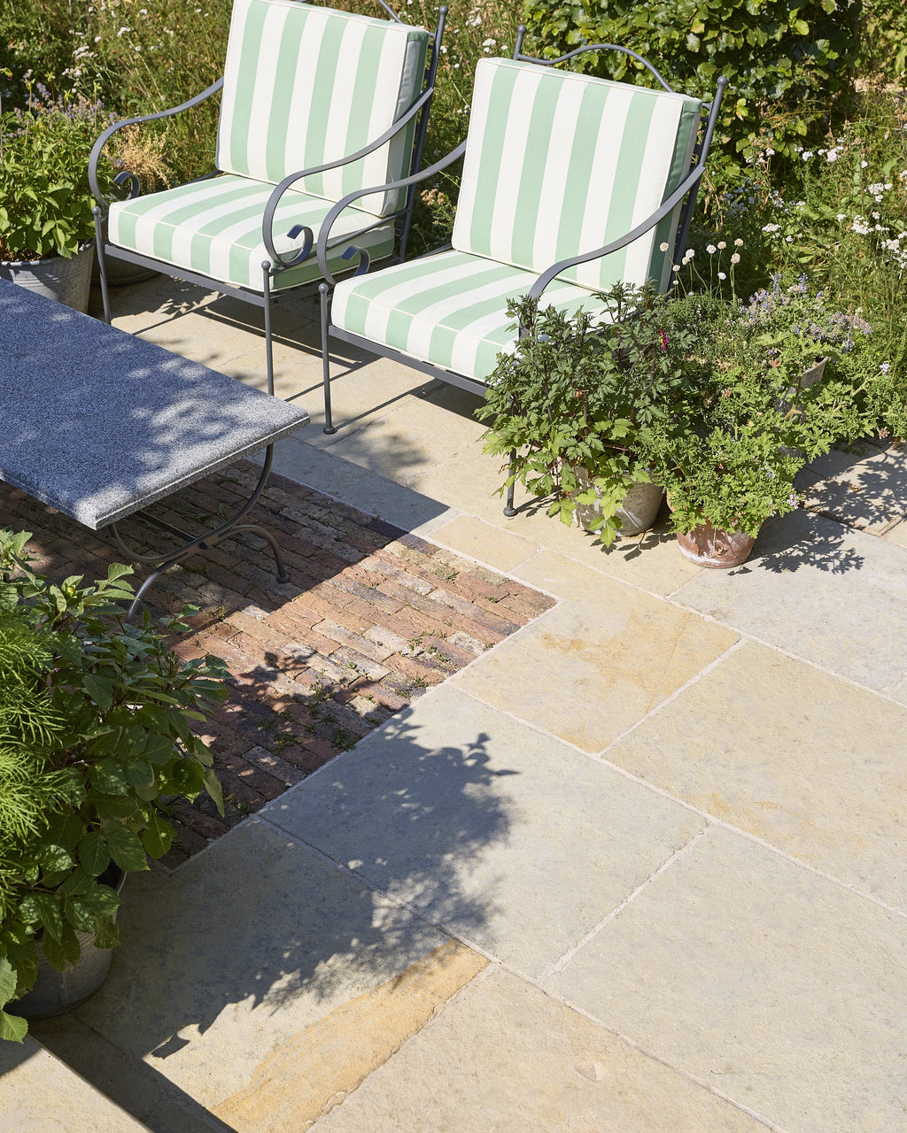 Ca’ Pietra Trusloe Limestone Seasoned Finish — official gallery image 2