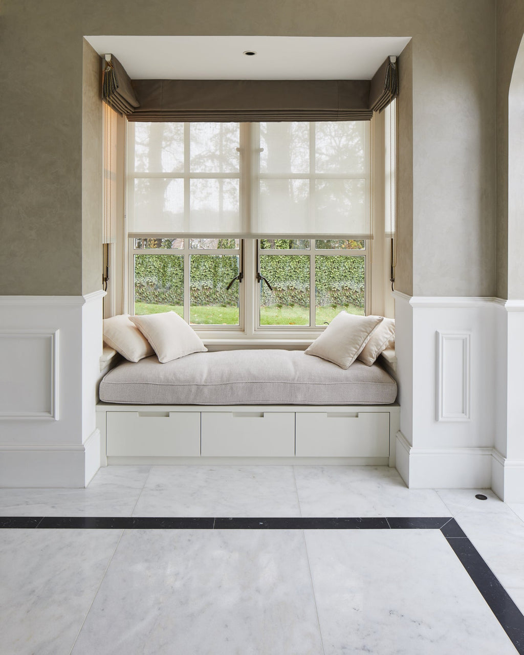 Ca’ Pietra Long Island Marble Honed Finish — official gallery image 1