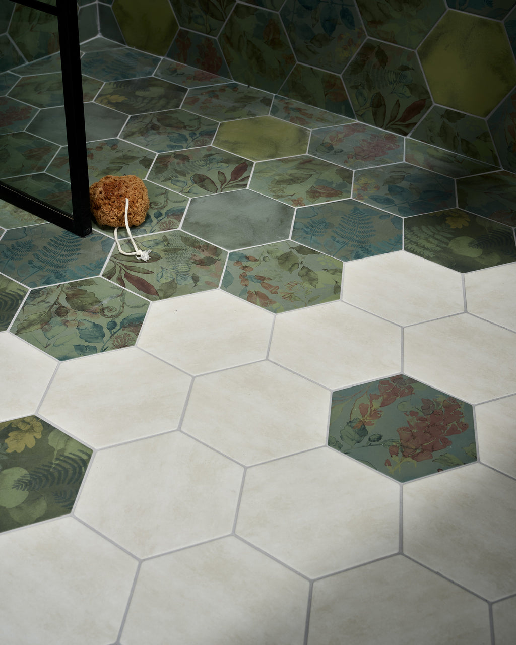 Ca’ Pietra Shadow White Hex Field Porcelain — official gallery image 4
