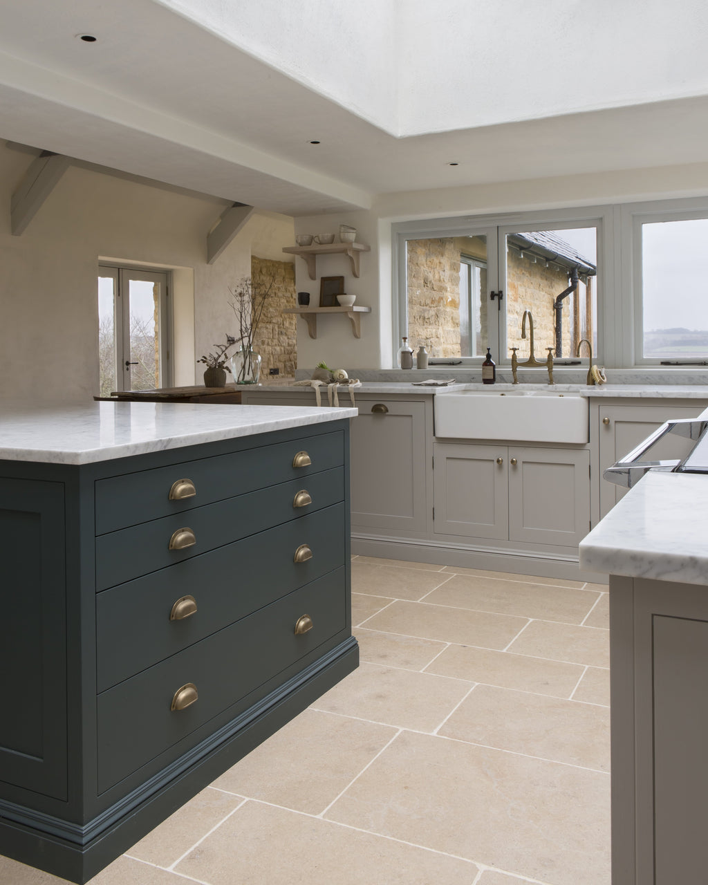 Ca’ Pietra Buscot Limestone Tumbled Finish — official gallery image 4