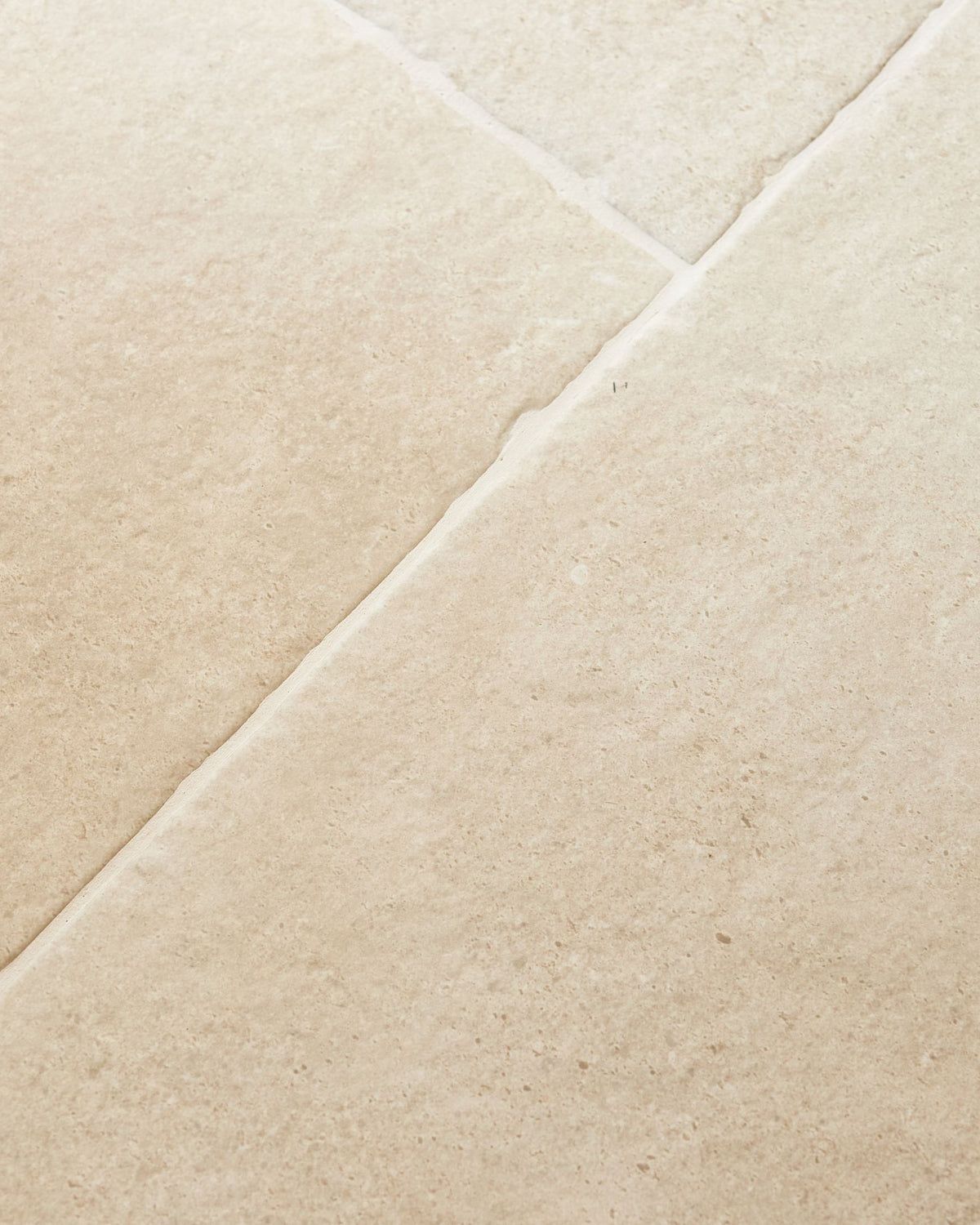 Ca’ Pietra Cotswold Porcelain Matt — official gallery image 2