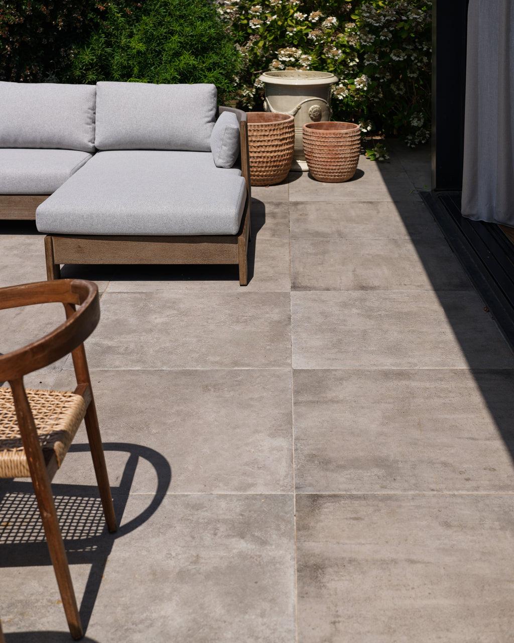 Ca’ Pietra Kimmeridge Limestone Paving Etched Finish — official gallery image 7