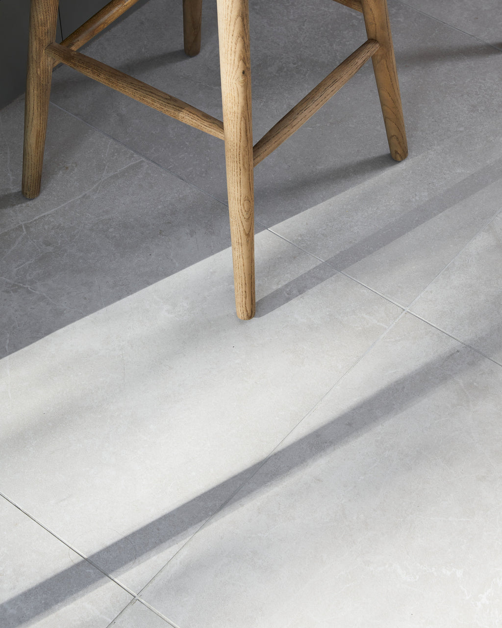 Ca’ Pietra Riverside Porcelain Perla — official gallery image 5