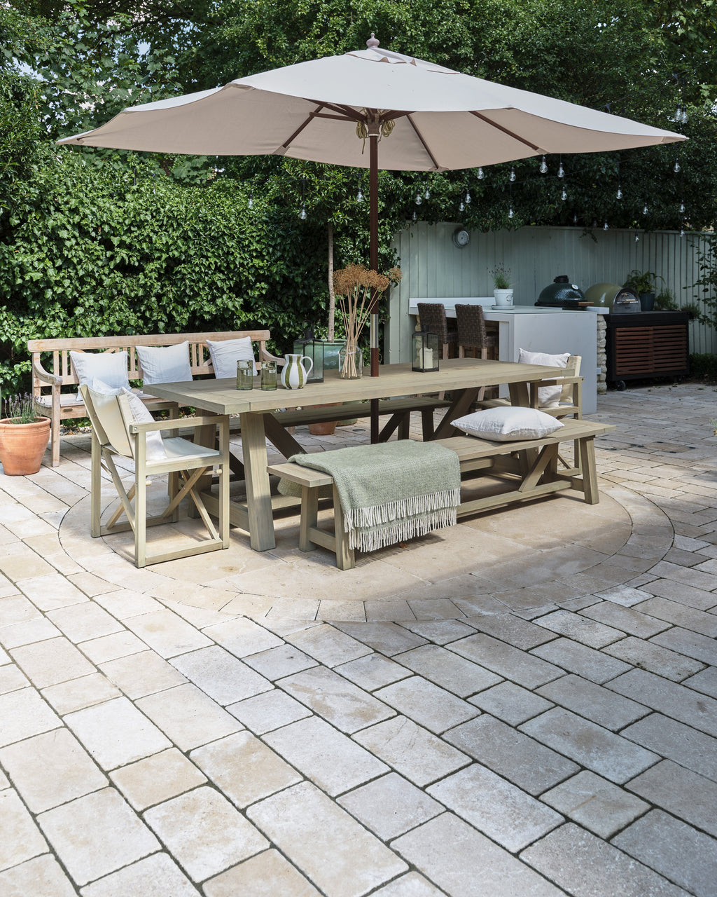 Ca’ Pietra Buscot Limestone Cobble Tumbled & Etched Finish — official gallery image 3