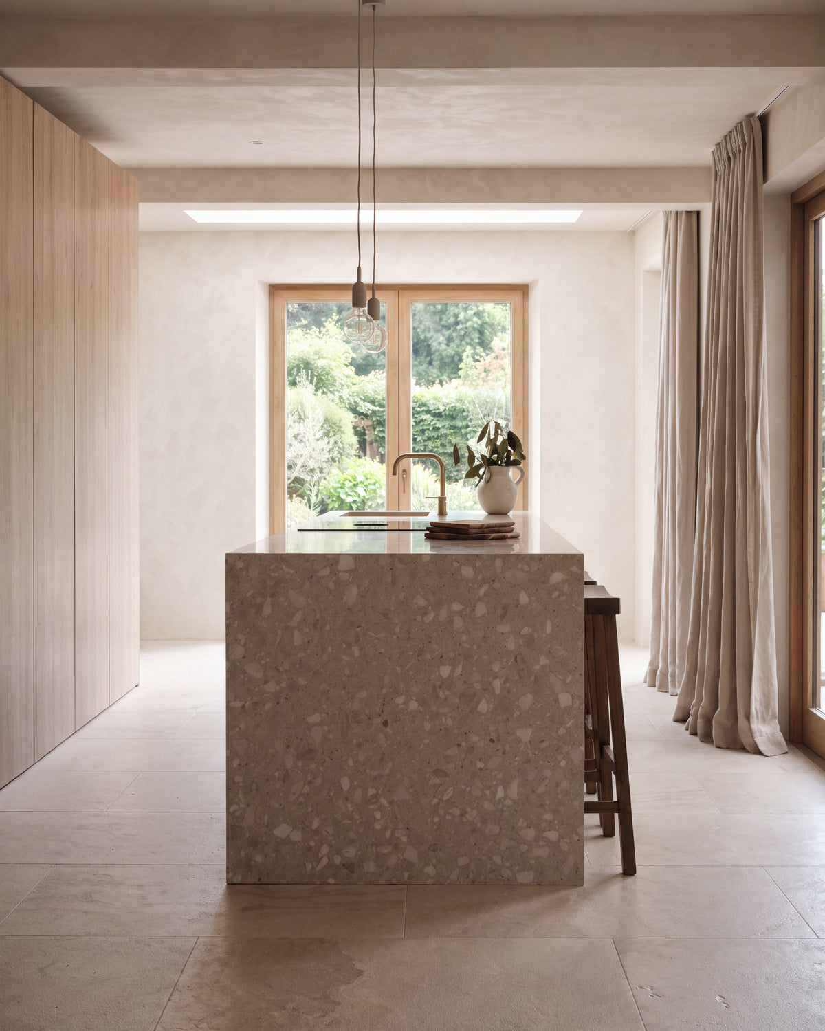 Ca’ Pietra Enki Limestone Velvet Finish — official gallery image 5