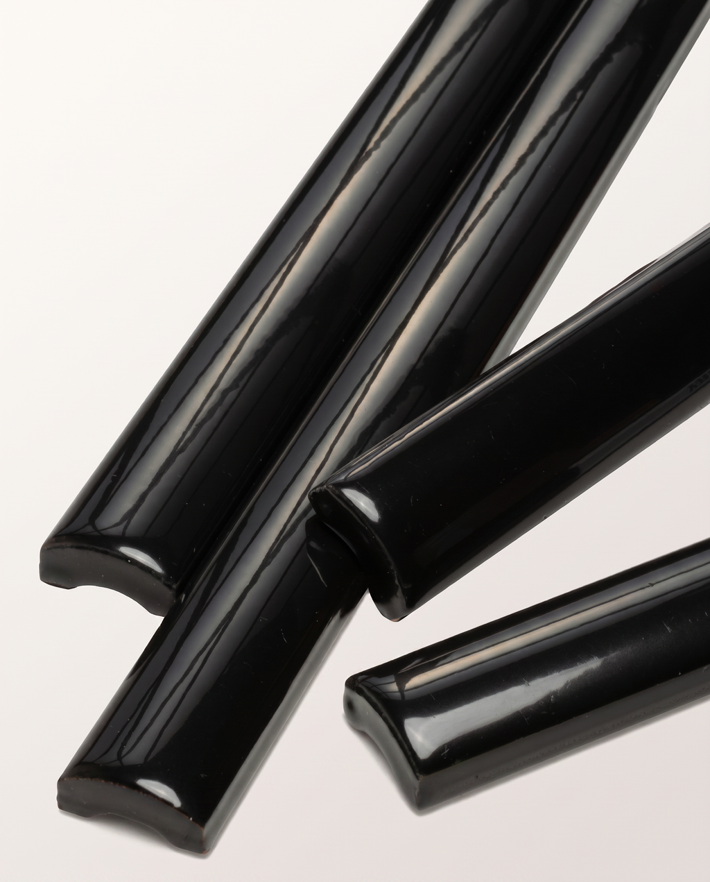 Ca’ Pietra Architectural Mouldings Bead Ceramic Black — official gallery image 6