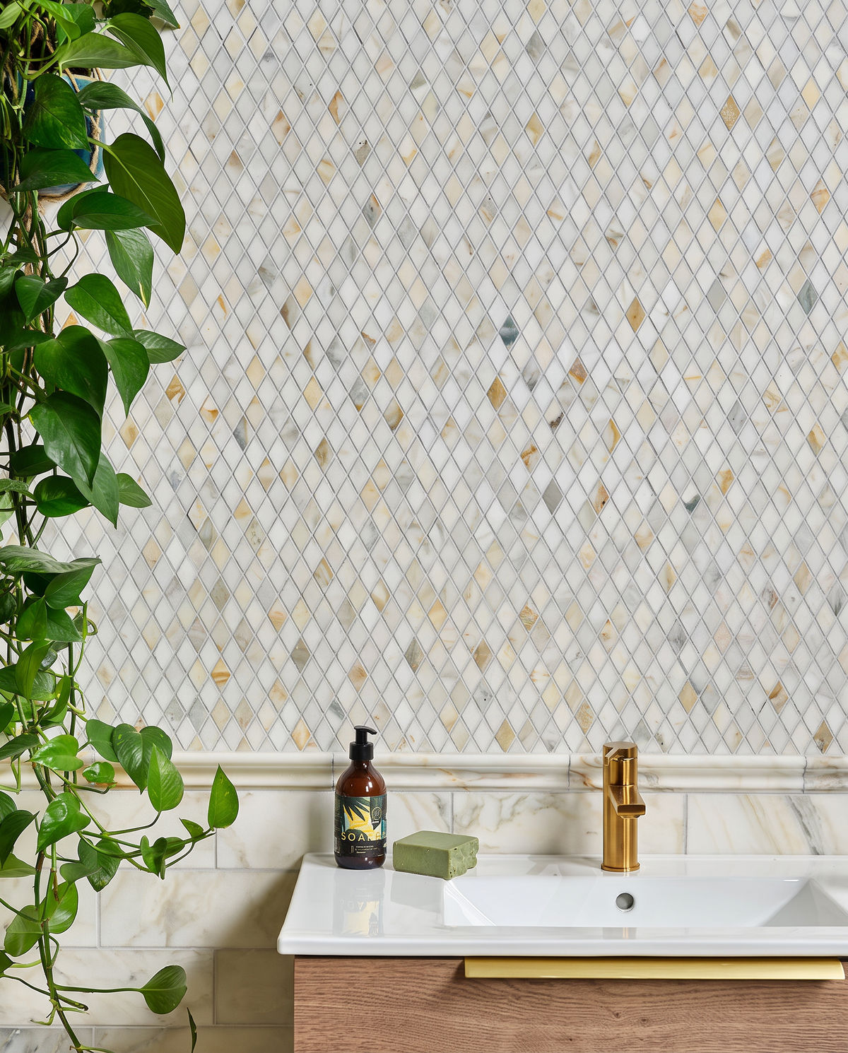 Palazzo Oro Collection