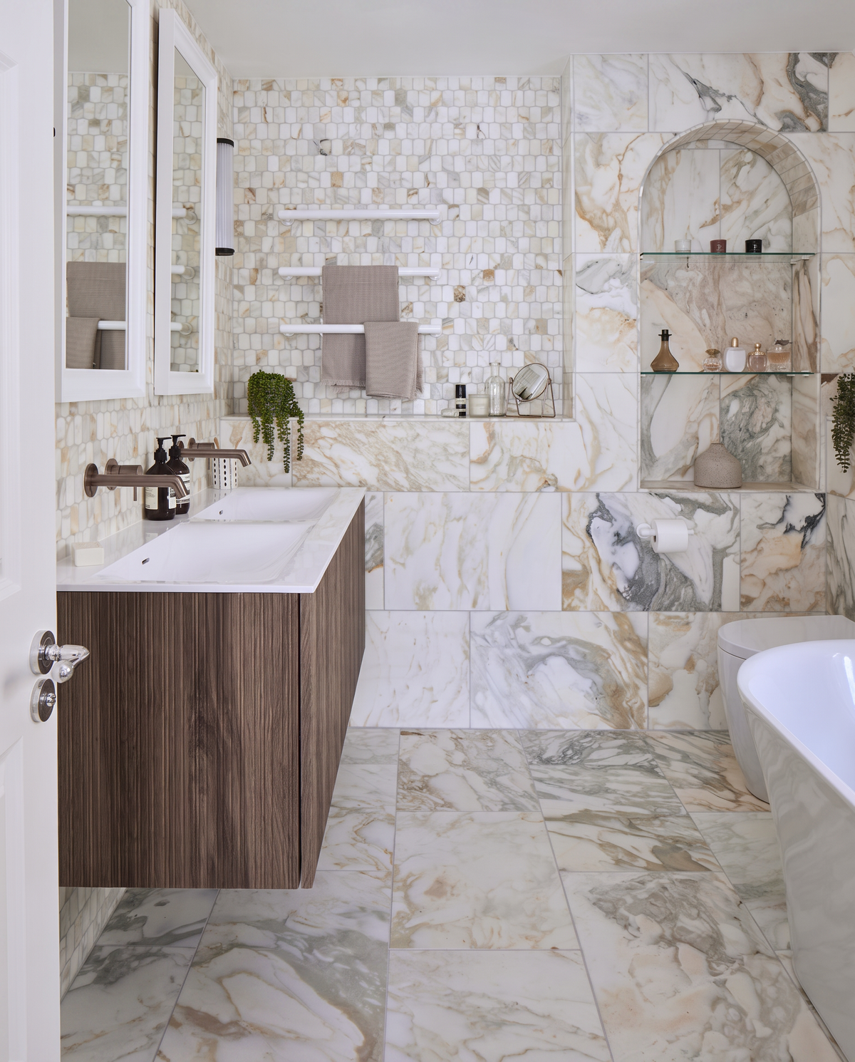 Ca’ Pietra Palazzo Oro Honed Marble — official gallery image 7