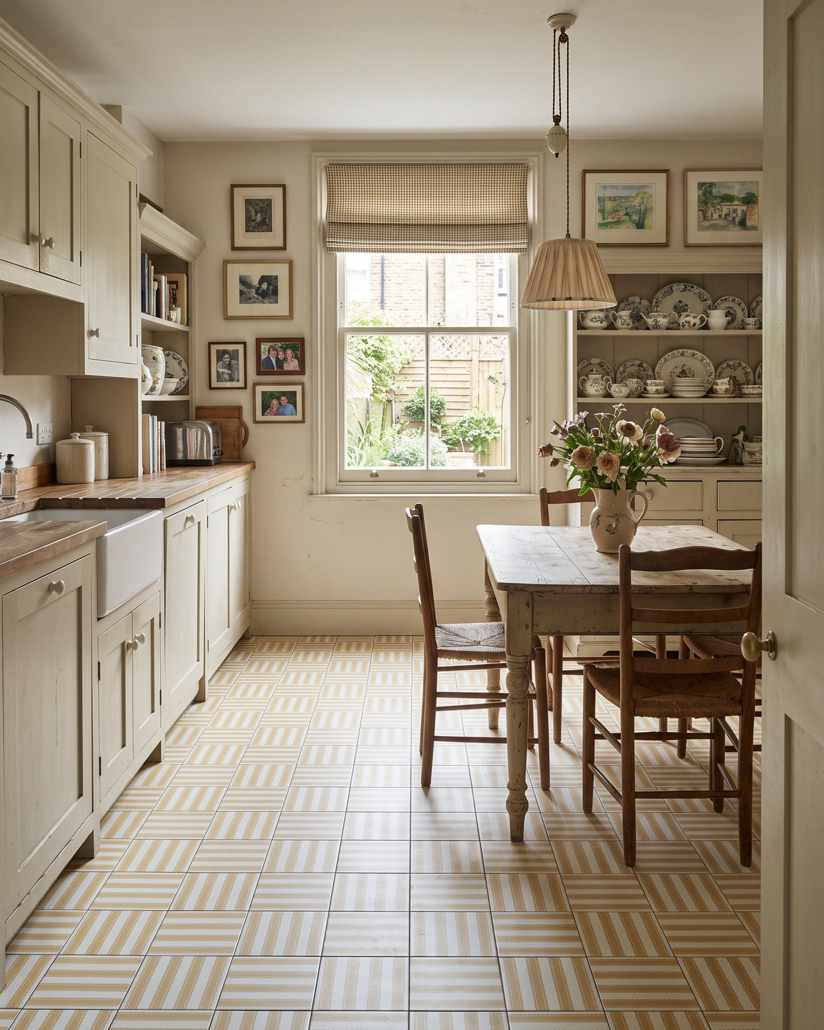 Ca’ Pietra Sanderson - Pinetum Stripe Ochre Porcelain — official gallery image 3