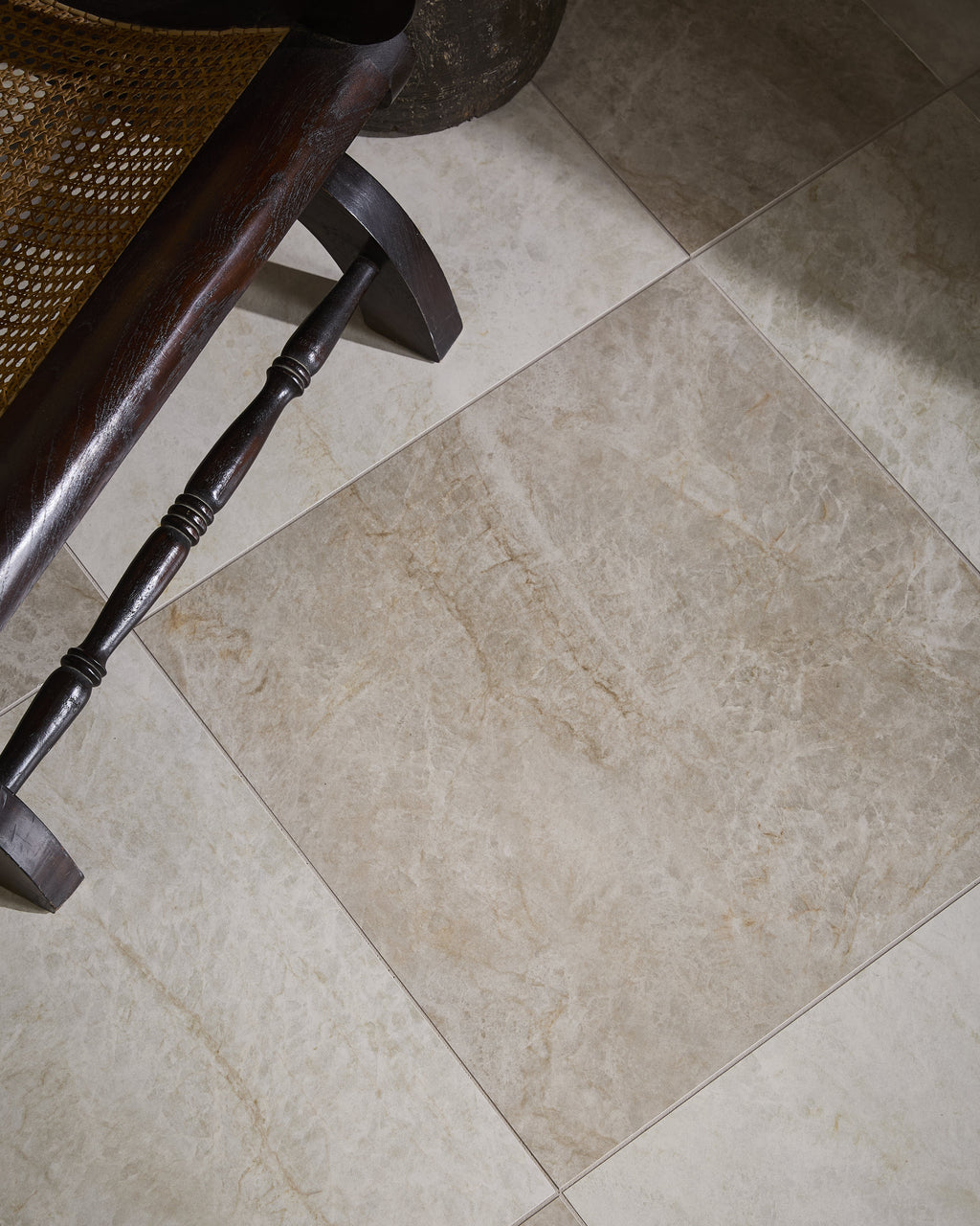 Ca’ Pietra Hoxton Porcelain Amber Matt — official gallery image 3