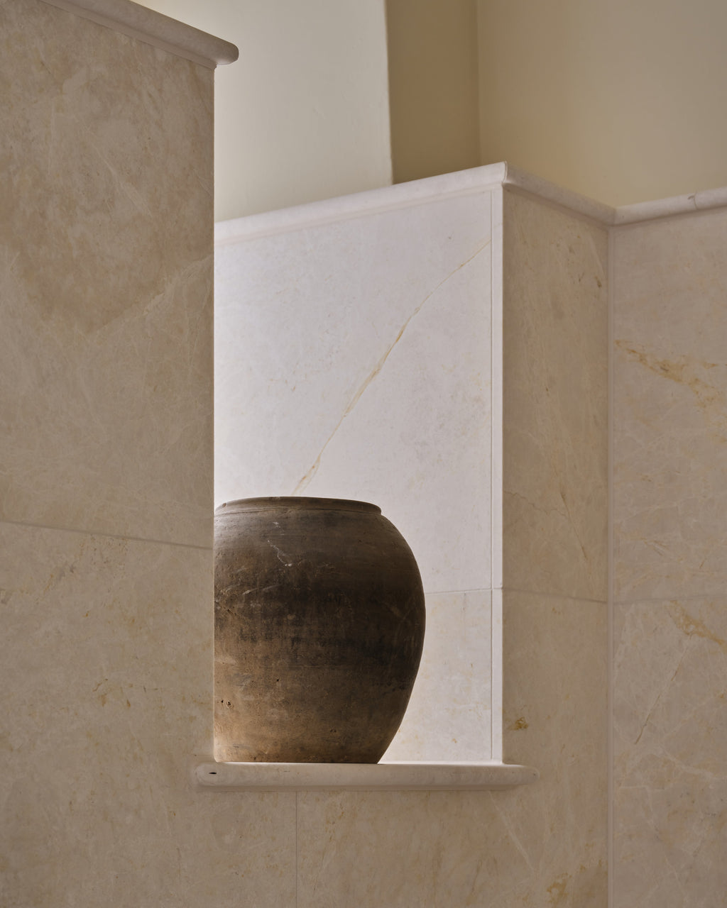 Ca’ Pietra Folio Marble Honed Finish — official gallery image 2