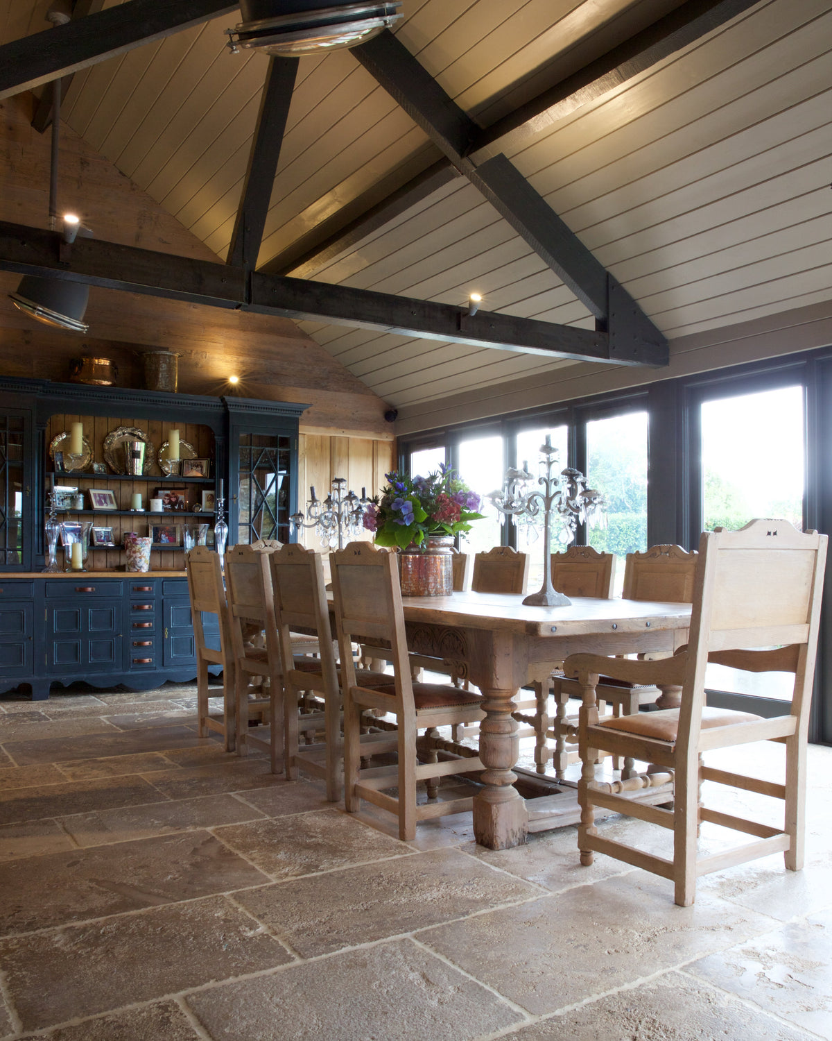 Ca’ Pietra Vieux Bourgogne Limestone Ancient Finish — official gallery image 21