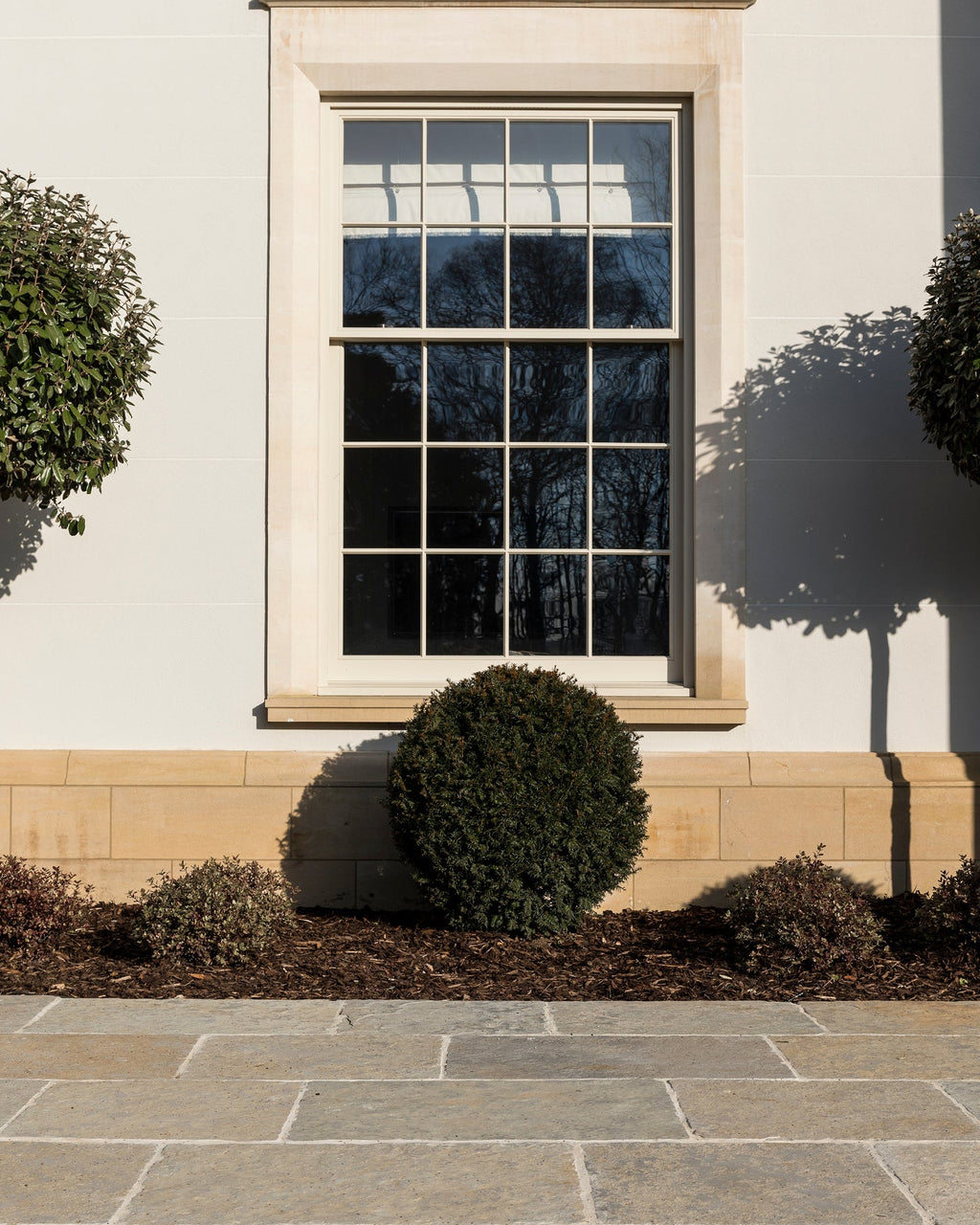 Ca’ Pietra Trusloe Limestone Paving Seasoned Finish — official gallery image 10