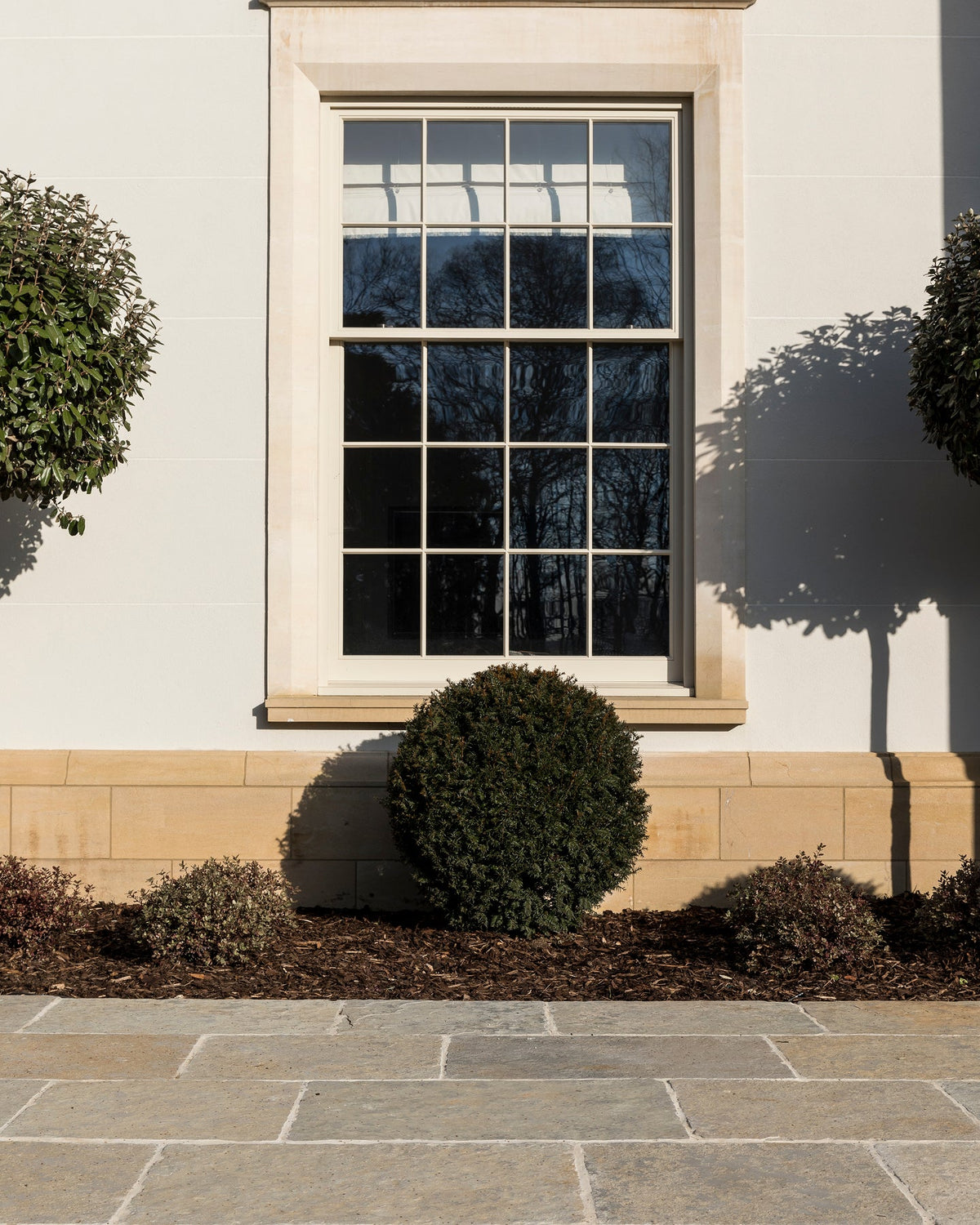 Ca’ Pietra Trusloe Limestone Paving Seasoned Finish — official gallery image 10