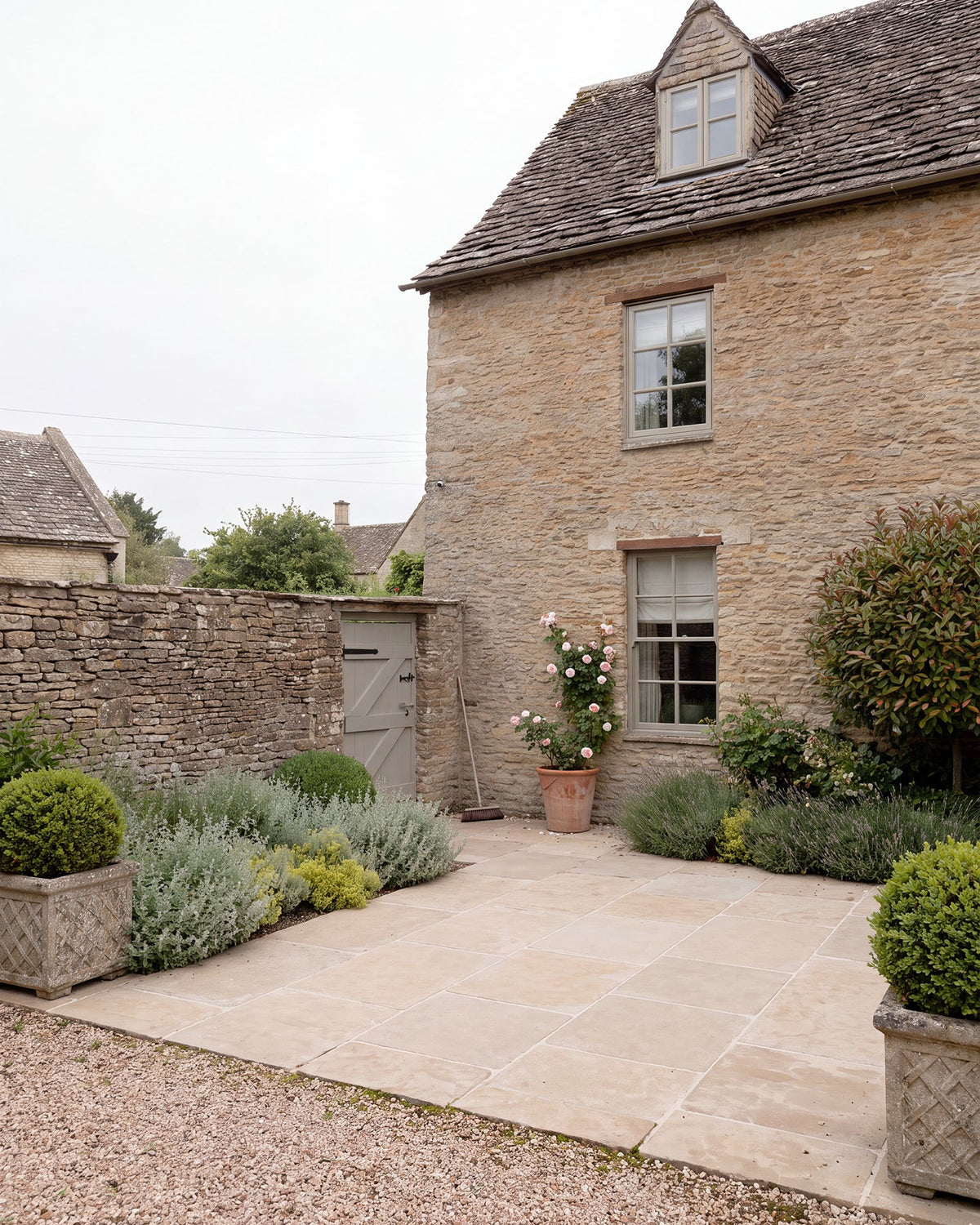 Ca’ Pietra Romaine Limestone Tumbled Finish — official gallery image 14