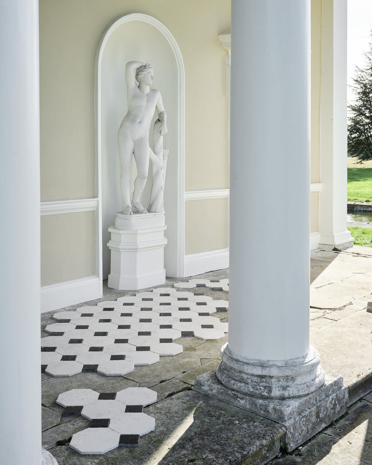 Ca’ Pietra Limoges Limestone Vintaged Finish — official gallery image 3