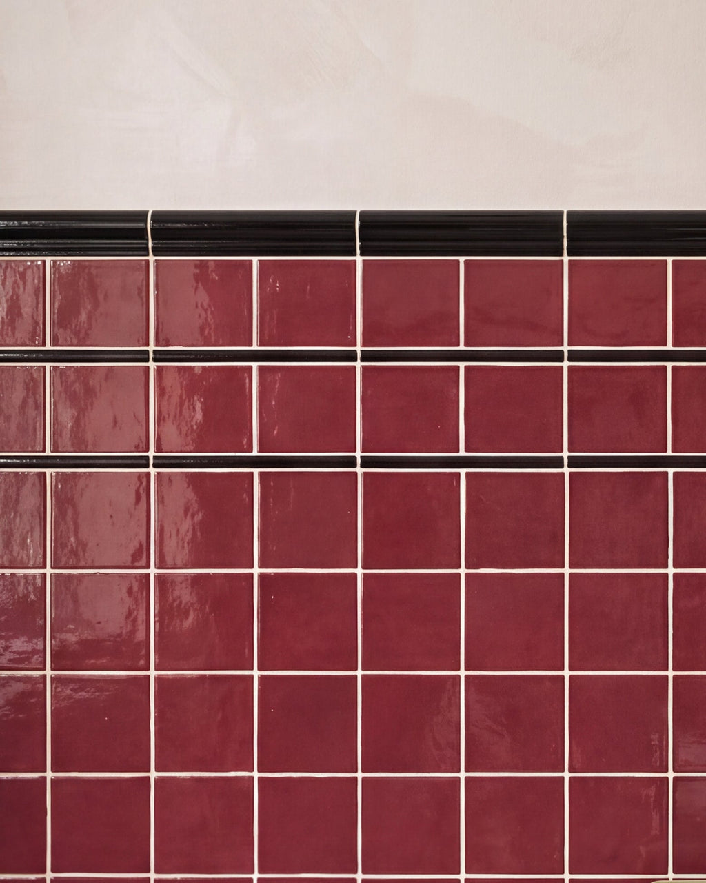 Ca’ Pietra Architectural Mouldings Dado Ceramic Black — official gallery image 3