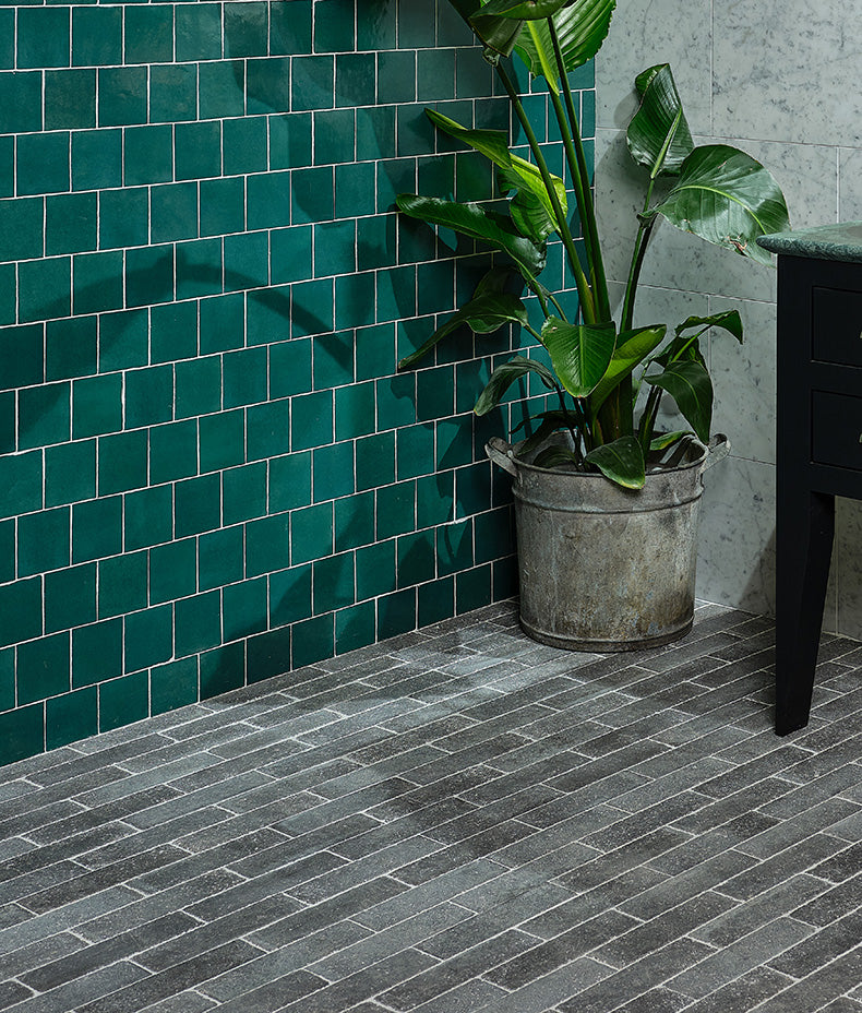 Ca’ Pietra Reform Composite Stone Tumbled Nero — official gallery image 3