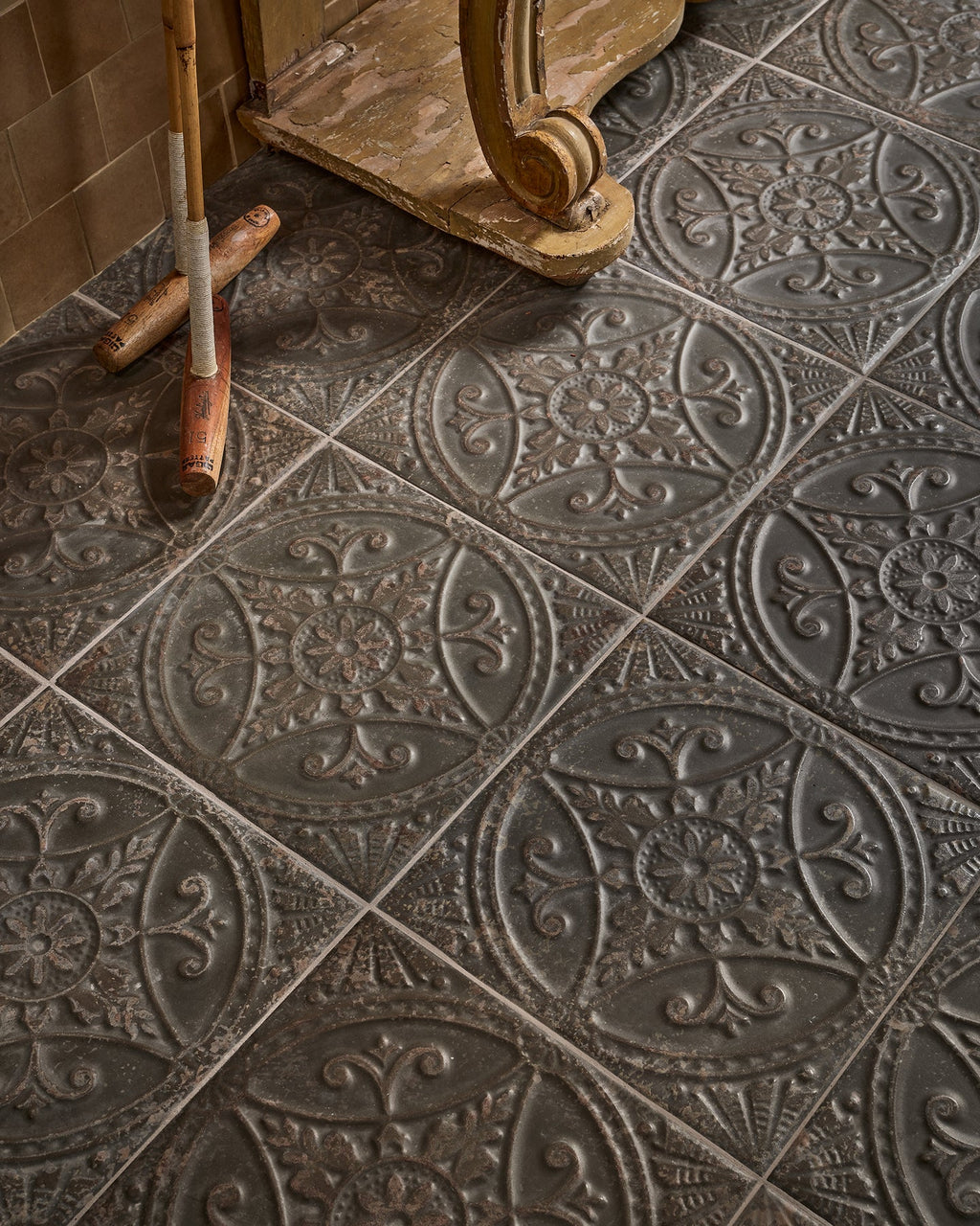 Ca’ Pietra Brooklyn Embossed Ceramic — official gallery image 5