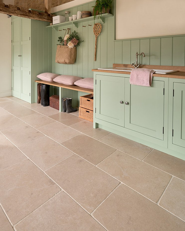 Ca’ Pietra Buscot Limestone Tumbled Finish — official gallery image 26