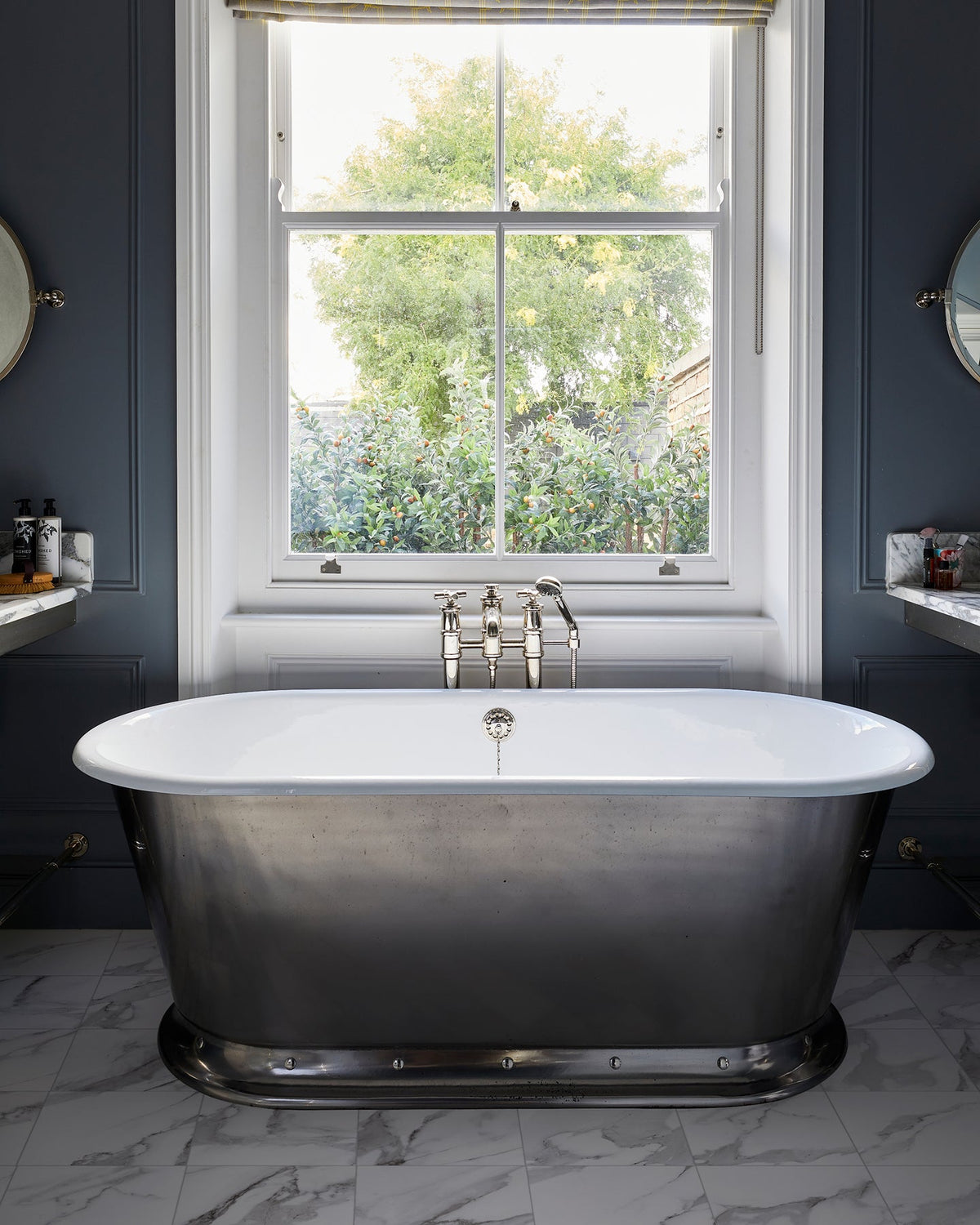 Ca’ Pietra Butler Porcelain Calacatta — official gallery image 4