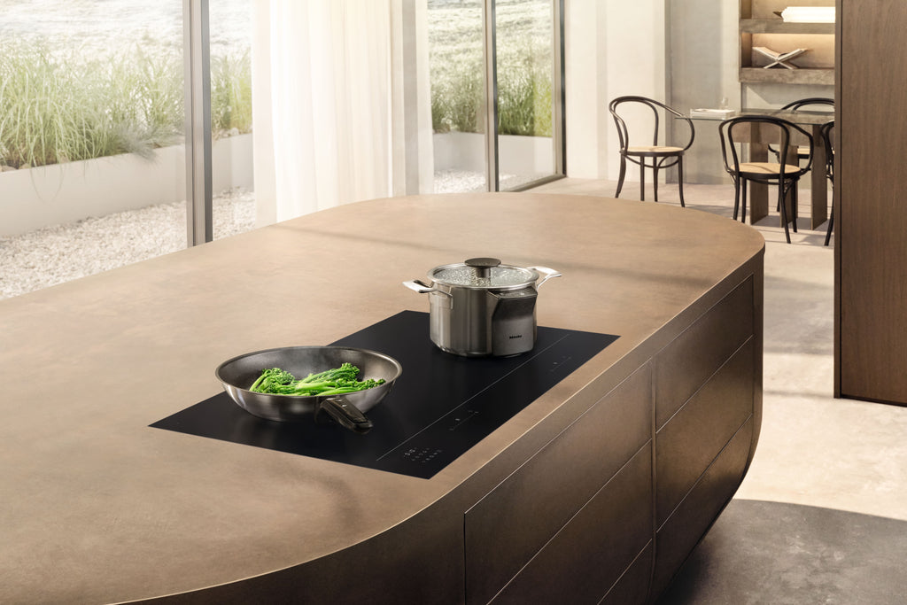 Miele KM 8695-2 FL MattFinish 93.6 cm full-surface induction hob, matt black – view 2