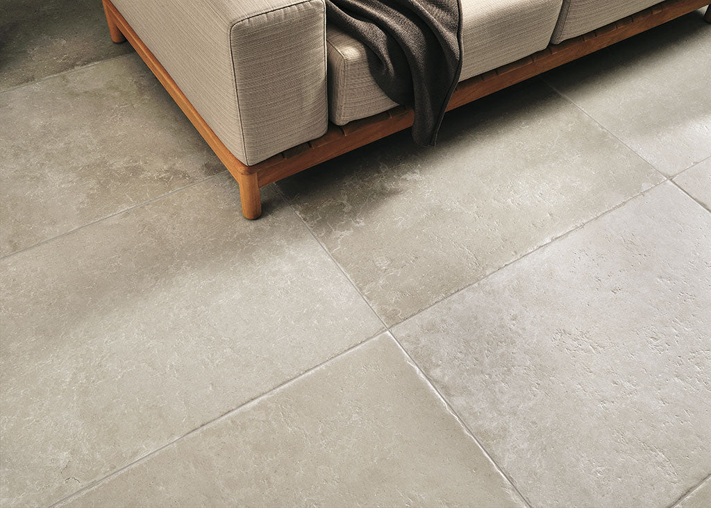 Fioranese Pietraviva Grigio Chiaro 60.4x90.6 floor lifestyle