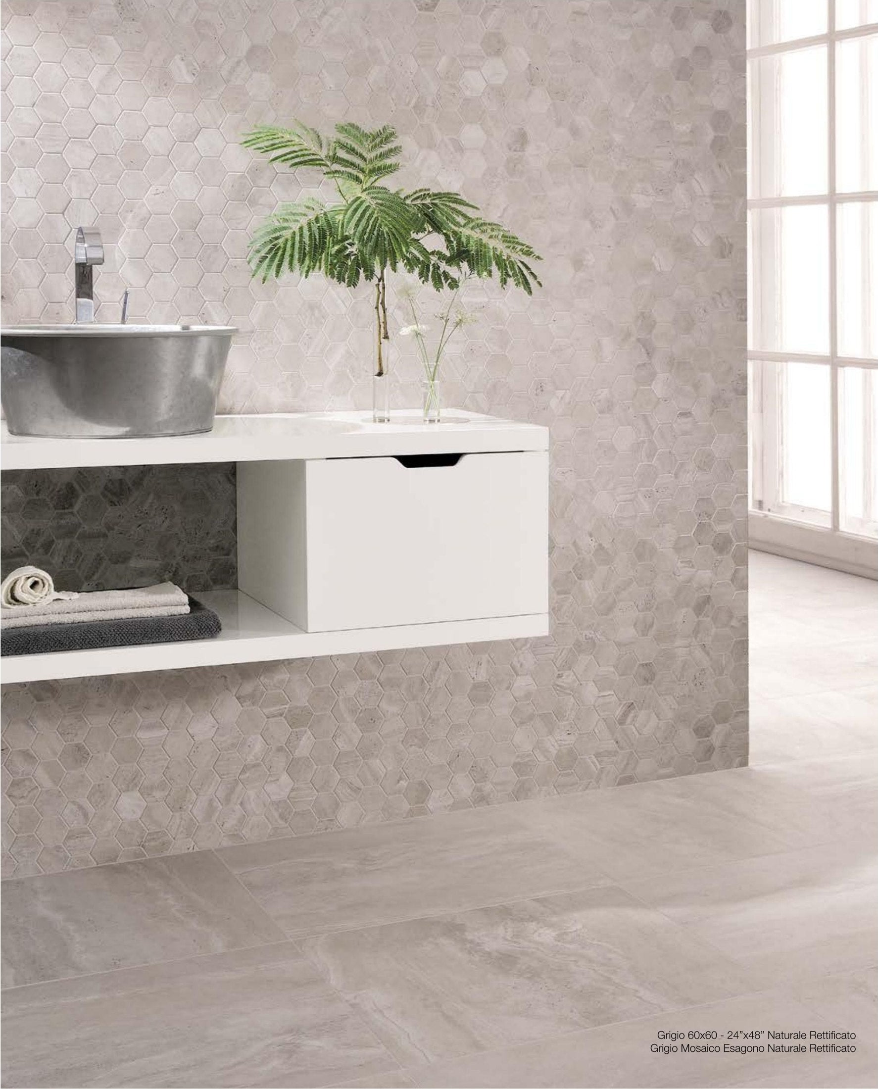 COEM Reverso grigio mosaico esagono bathroom lifestyle
